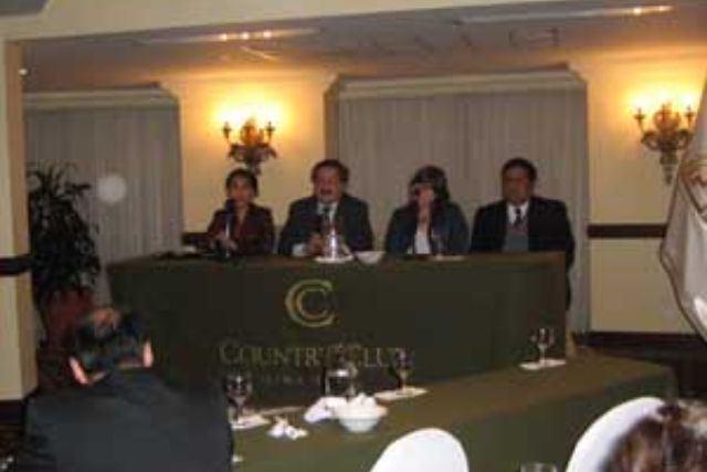 Fotografía de la Dra. Espinoza